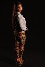 Load image into Gallery viewer, Yellow Traffic Light Light Painting Leggings